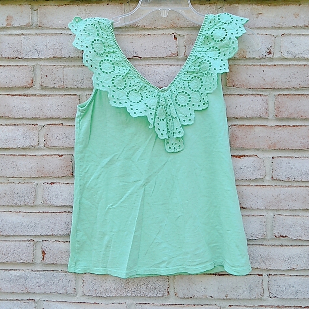 Lilly Pulitzer | Kelly Green lace detail collar top size xs